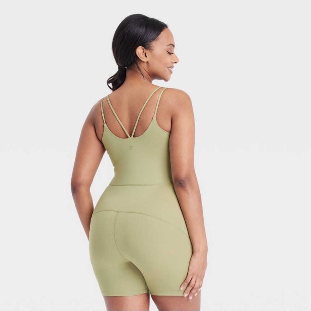 All in Motion women’s green Short Bodysuit size L - Picture 4 of 10
